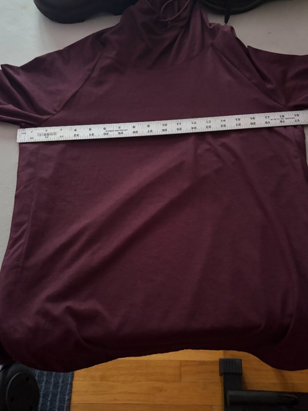 Athleta Uptempo Hoodie Burgundy Size Medium- Lightweight - Picture 2 of 7